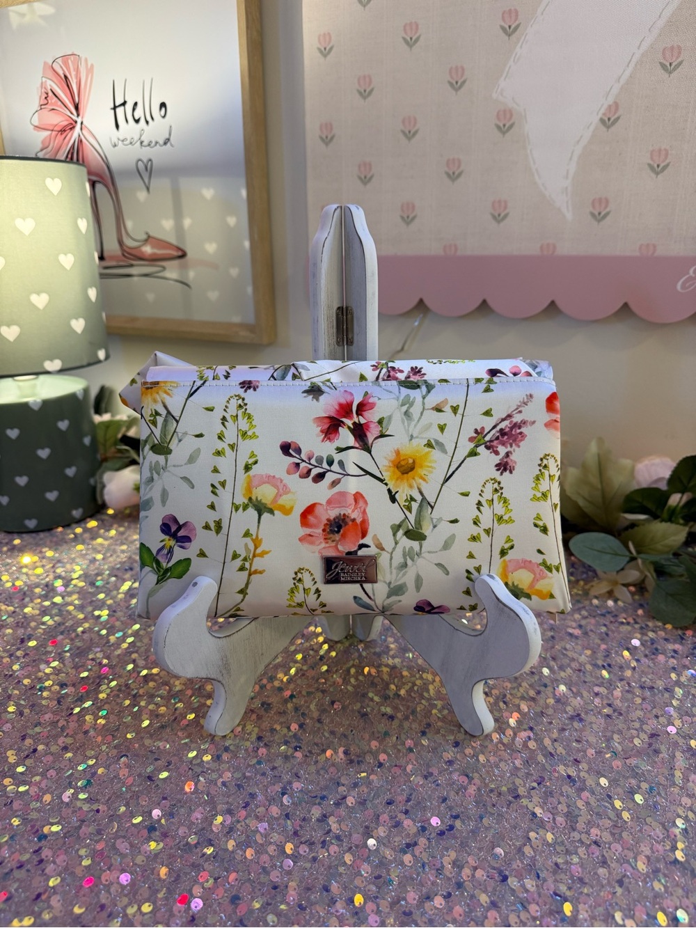 NWT Jewel by Badgley Mischka Signature Bow Envelope Clutch in Floral Pattern - Picture 2 of 11